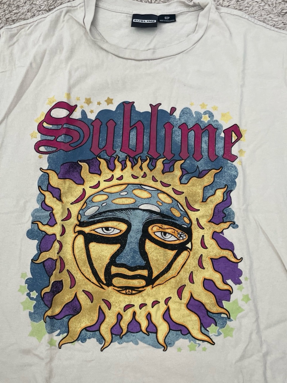 Cotton On Cream Tee with Gold, Purple & Blue Sun Graphic